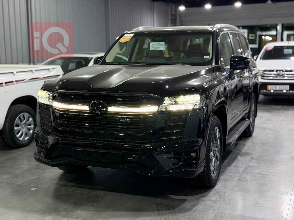 تۆیۆتا لاند کروزەر